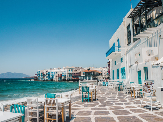 THE ULTIMATE MYKONOS PARTY GUIDE: TOP 10 MUST-DO ACTIVITIES