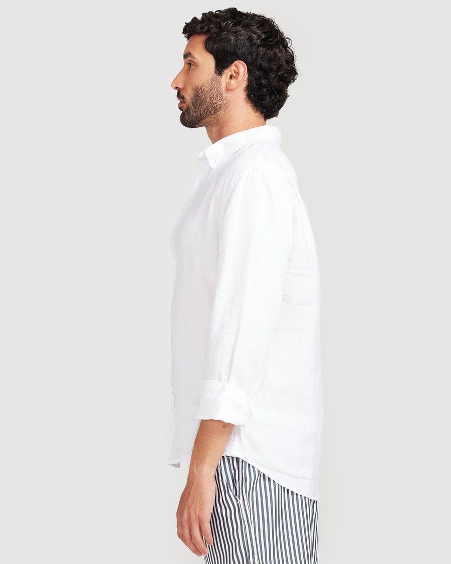 Chemise en lin blanche