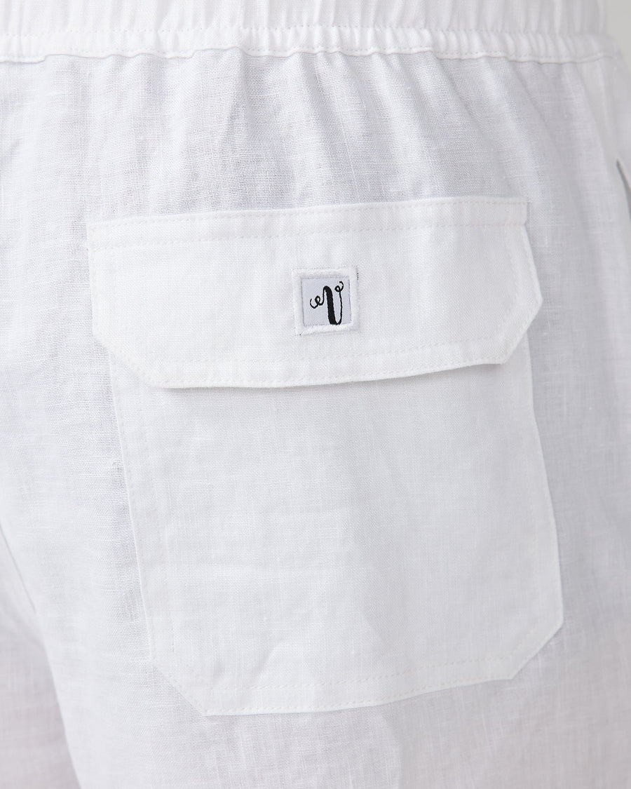 Short en lin blanc