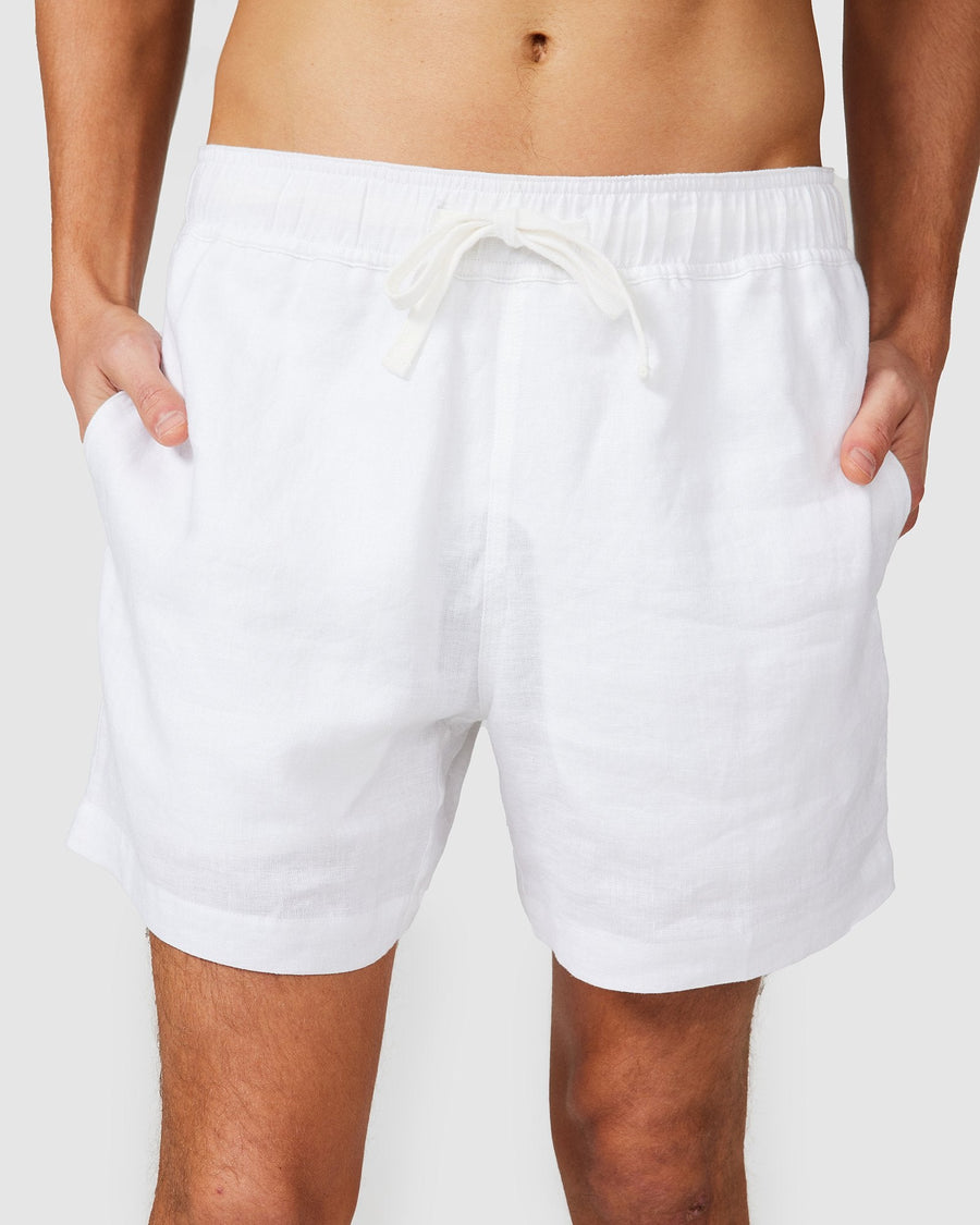 Short en lin blanc